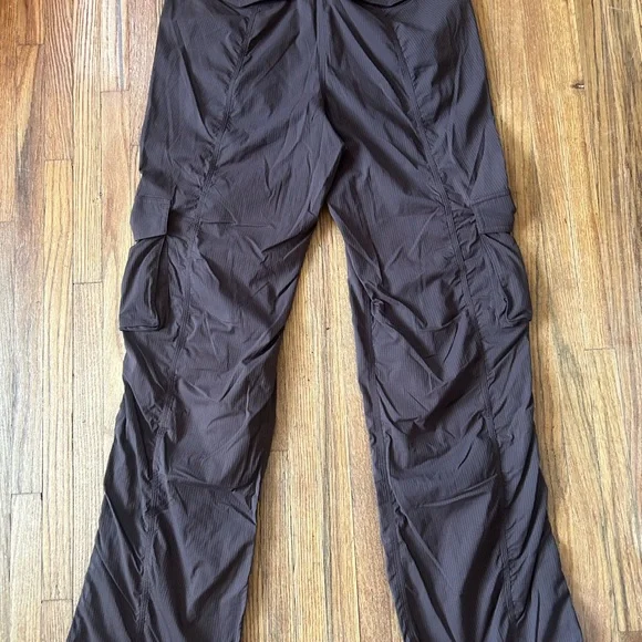 Lululemon Dance Studio with Relaxed Fit MR Cargo Pant Brown - Picture 2 of 4